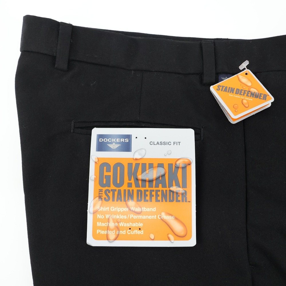 NEW Dockers Go Khaki Stain‎ Defender Classic Fit Pleated Cuffed Mens Pants 34x32